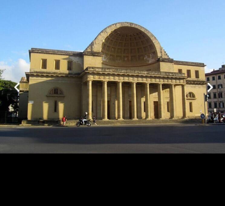 Centro Citta Con Le Comodita Livorno Exteriör bild